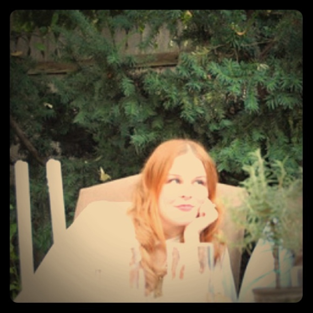 Meet your Posher, Lauren